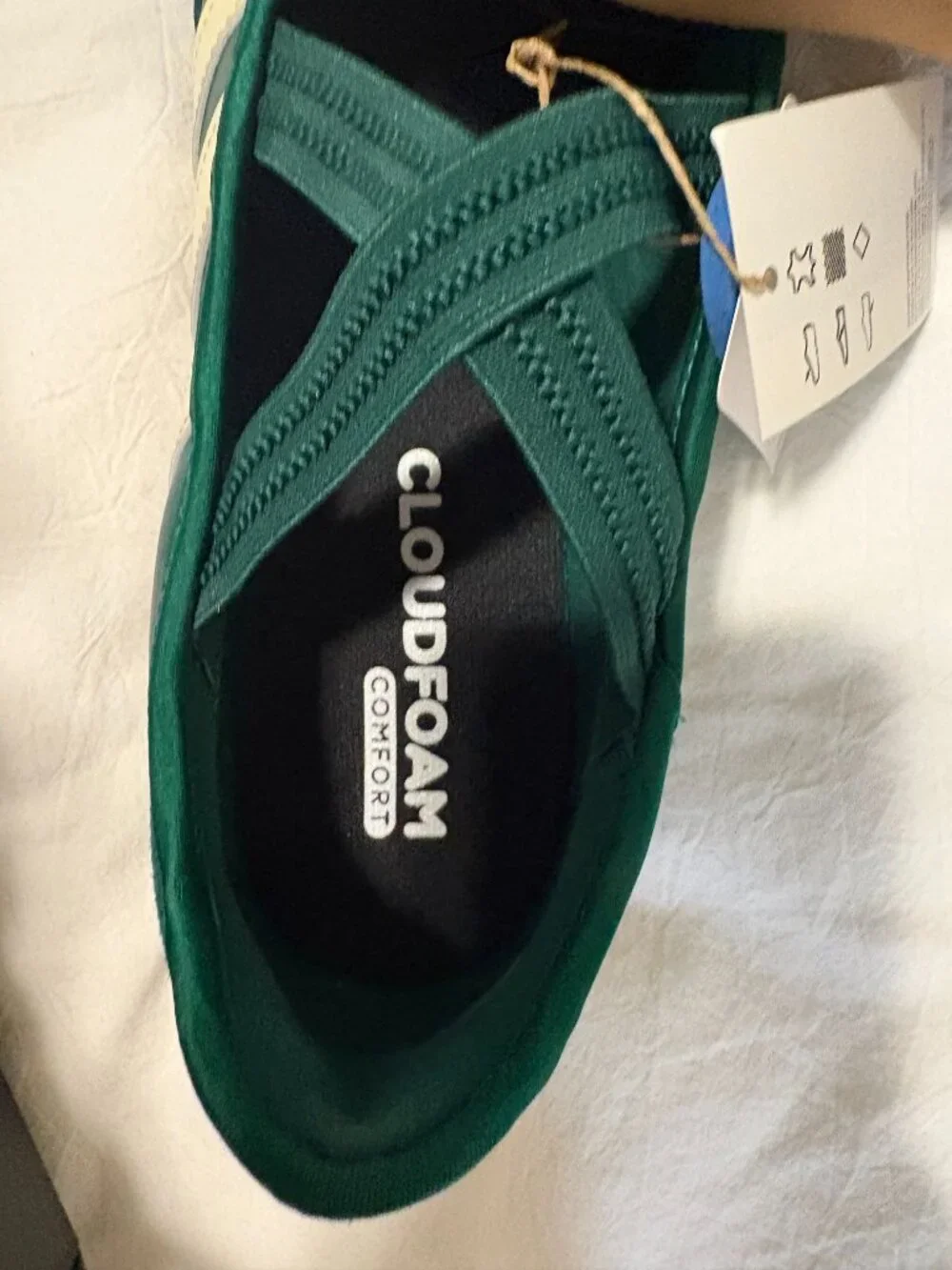 Adidas Barreda Mary Jane Green size 10